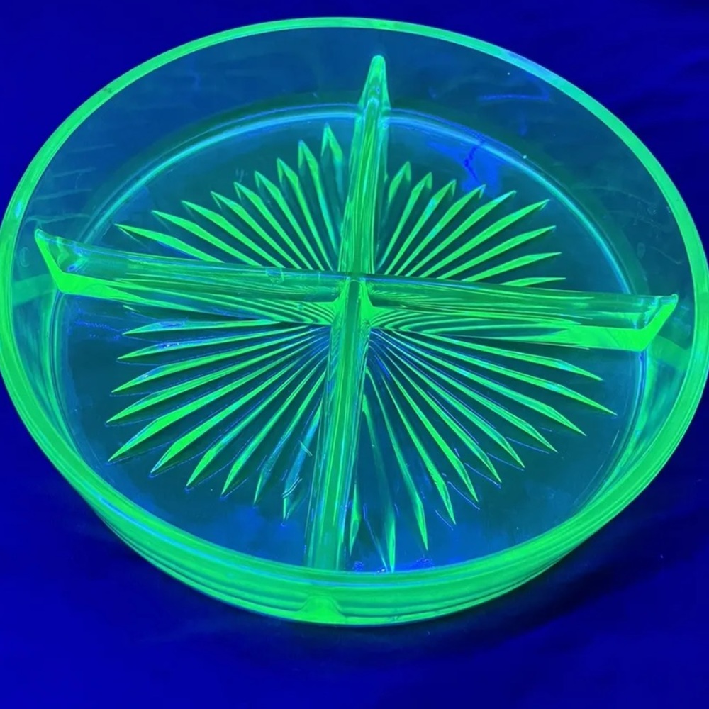 Vaseline Uranium green Depression Glass Divided 4 section Nut or Candy Dish 8in